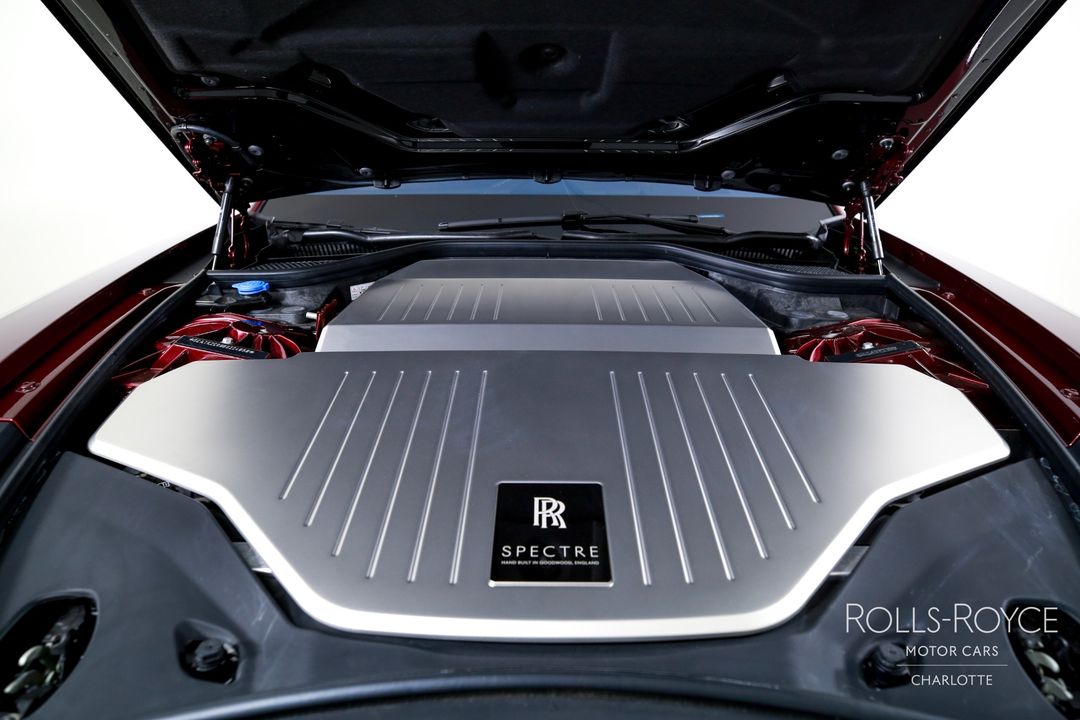 2024 Rolls-Royce Spectre