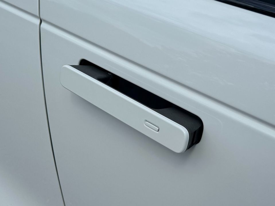 2023 Land Rover Range Rover Velar