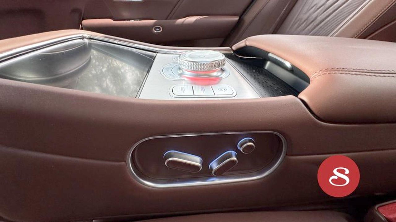 2025 Genesis G90