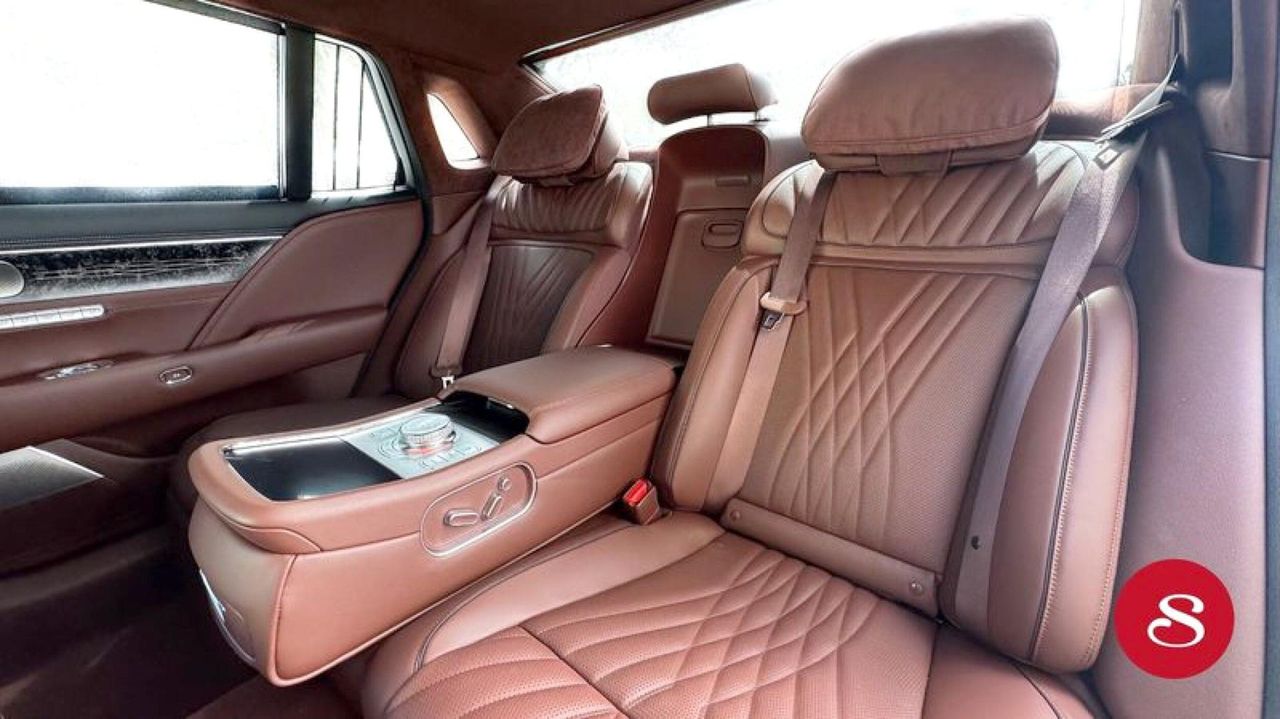 2025 Genesis G90