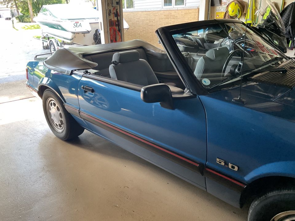 1988 Ford Mustang LX