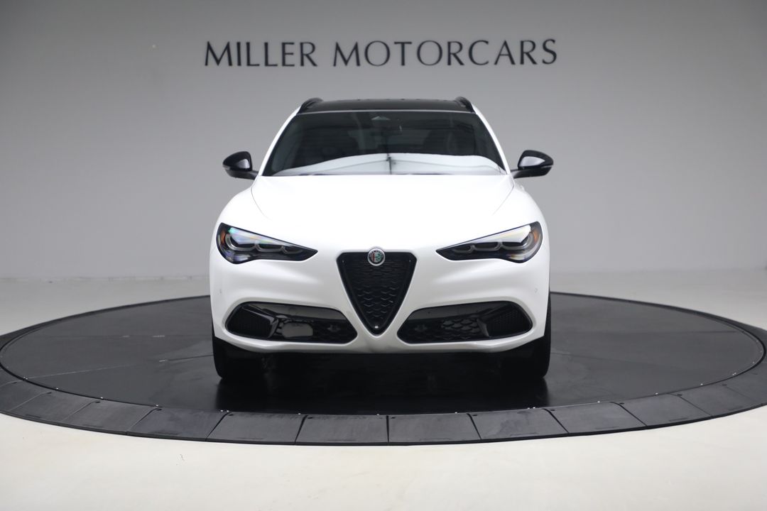 2025 Alfa Romeo Stelvio