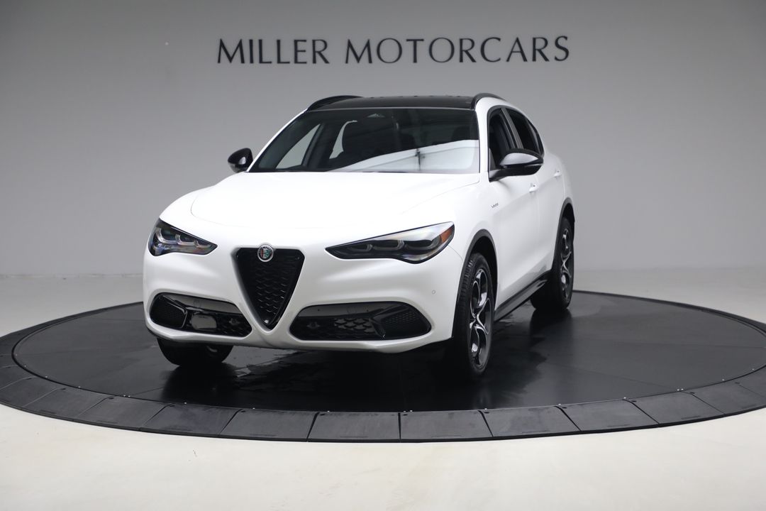 2025 Alfa Romeo Stelvio