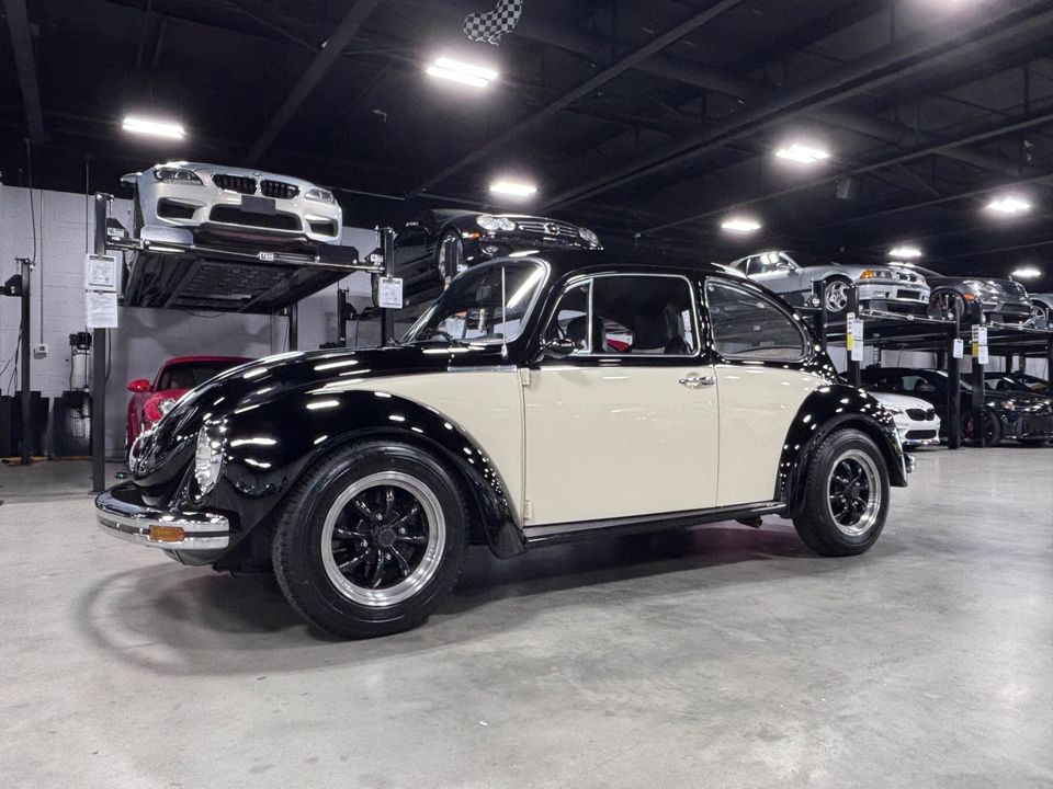 1973 VOLKSWAGEN SUPER BEETLE