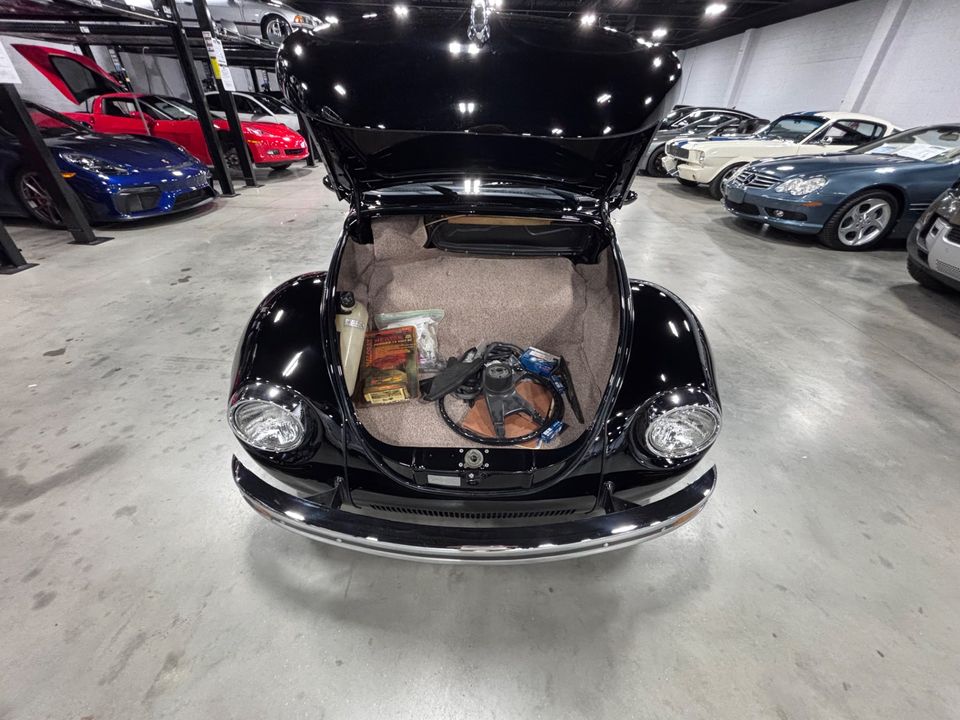 1973 VOLKSWAGEN SUPER BEETLE