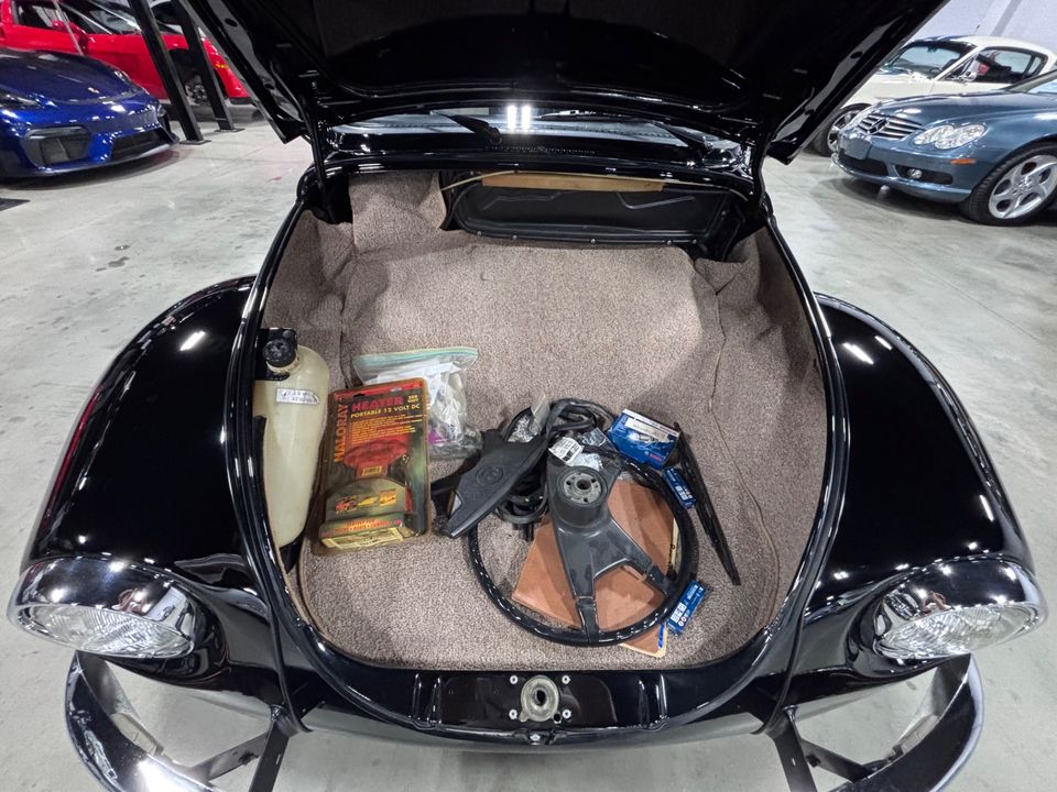 1973 VOLKSWAGEN SUPER BEETLE