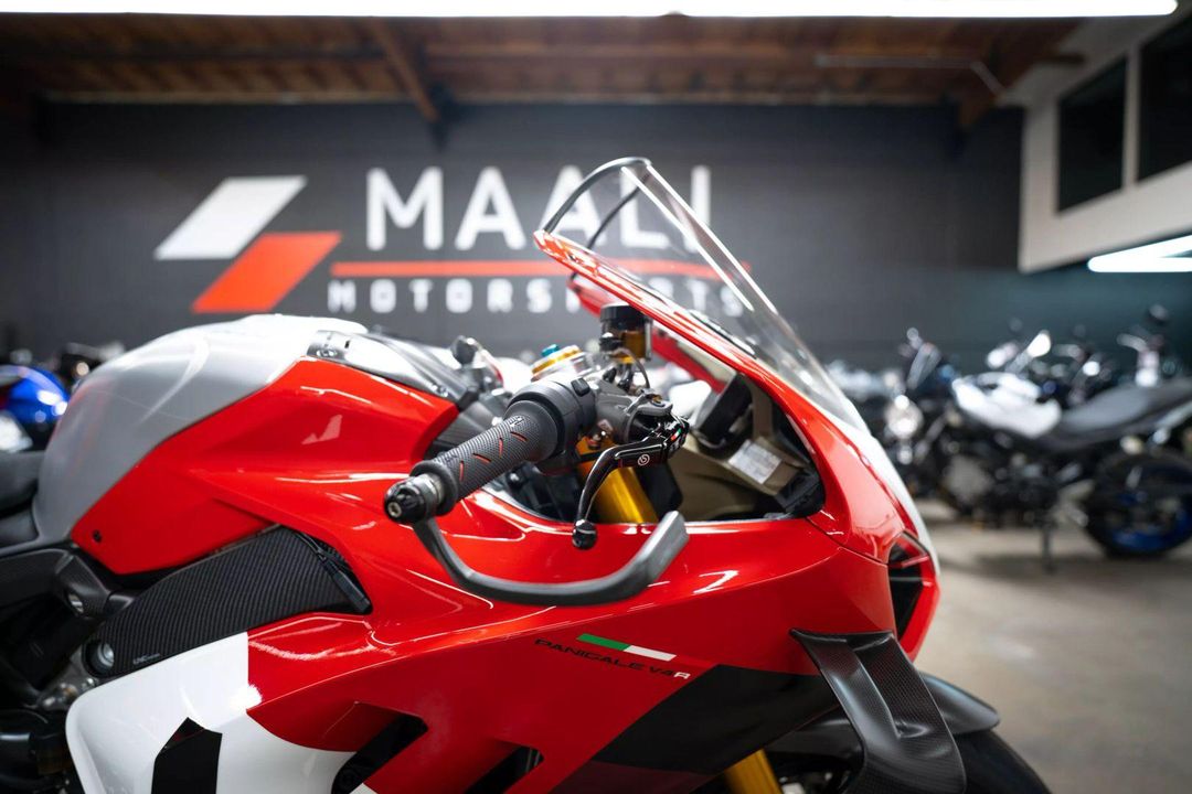 2023 Ducati Panigale V4 R