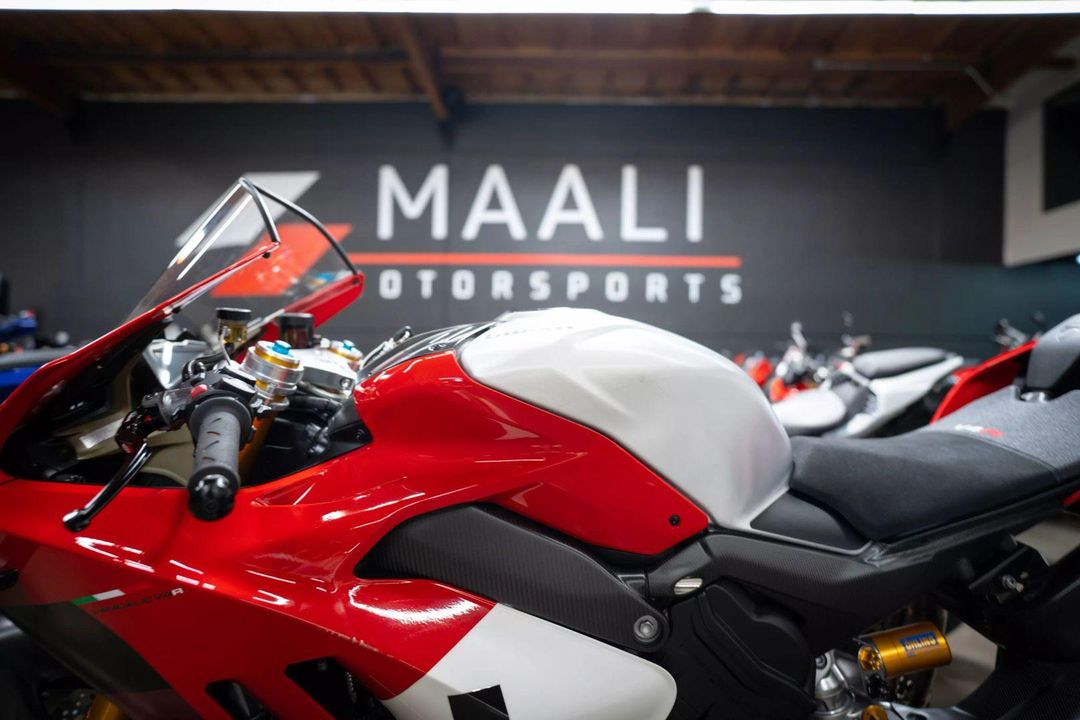 2023 Ducati Panigale V4 R