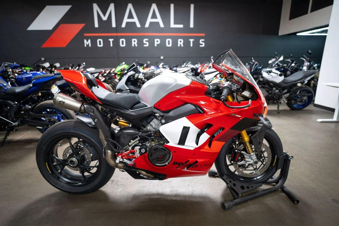 2023 Ducati Panigale V4 R