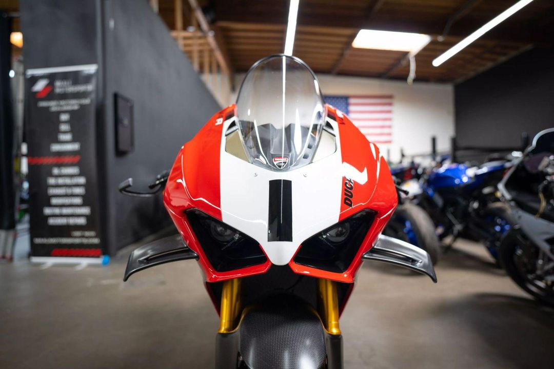 2023 Ducati Panigale V4 R