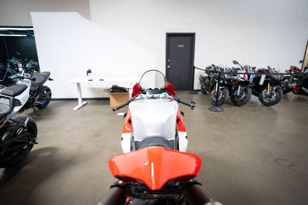 2023 Ducati Panigale V4 R
