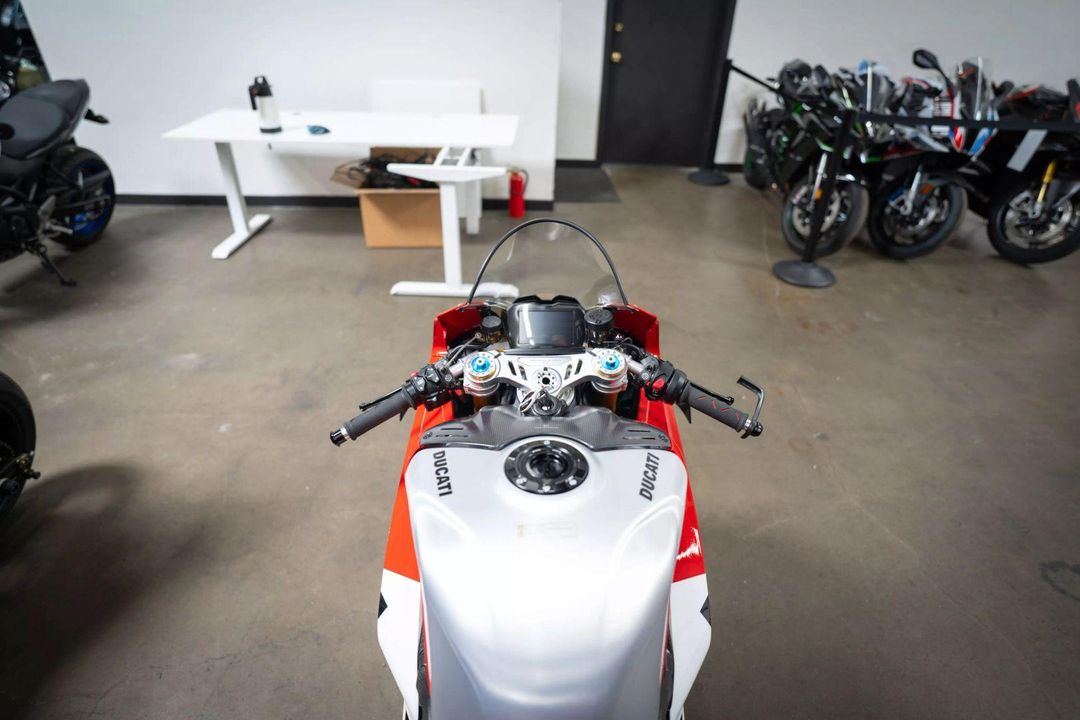 2023 Ducati Panigale V4 R