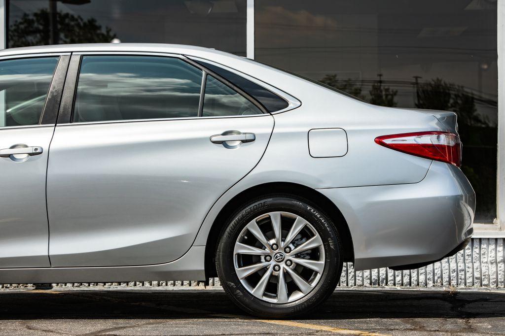 2015 Toyota CAMRY XLE