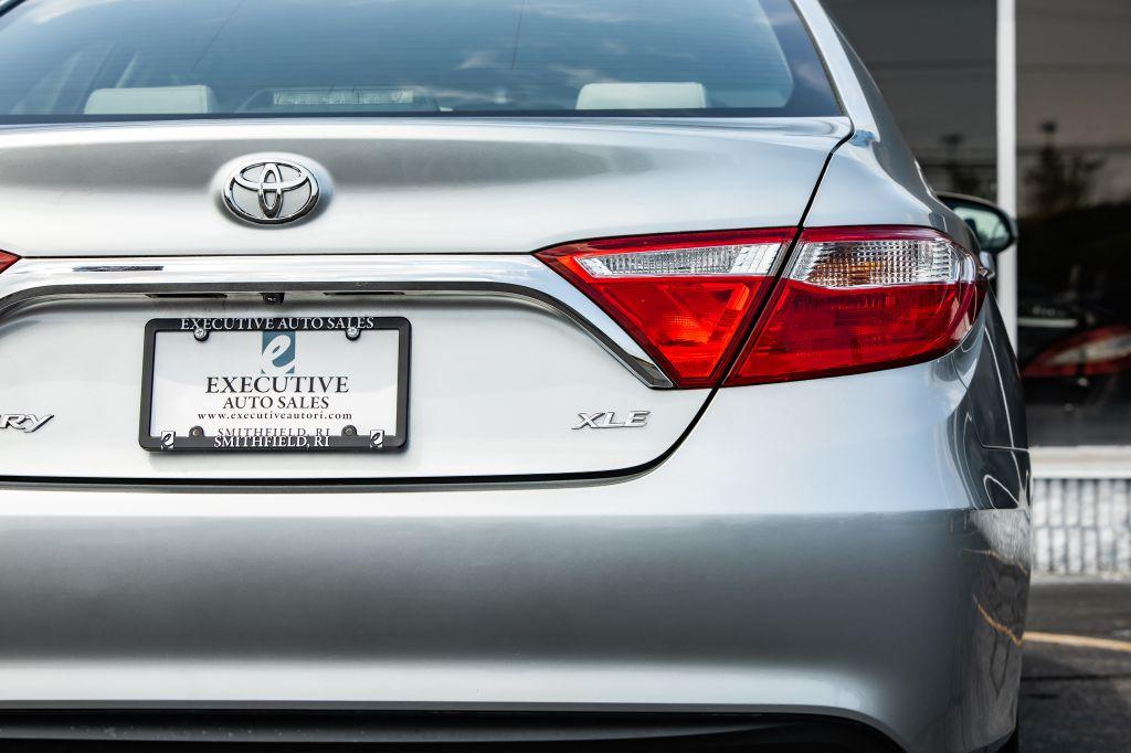 2015 Toyota CAMRY XLE