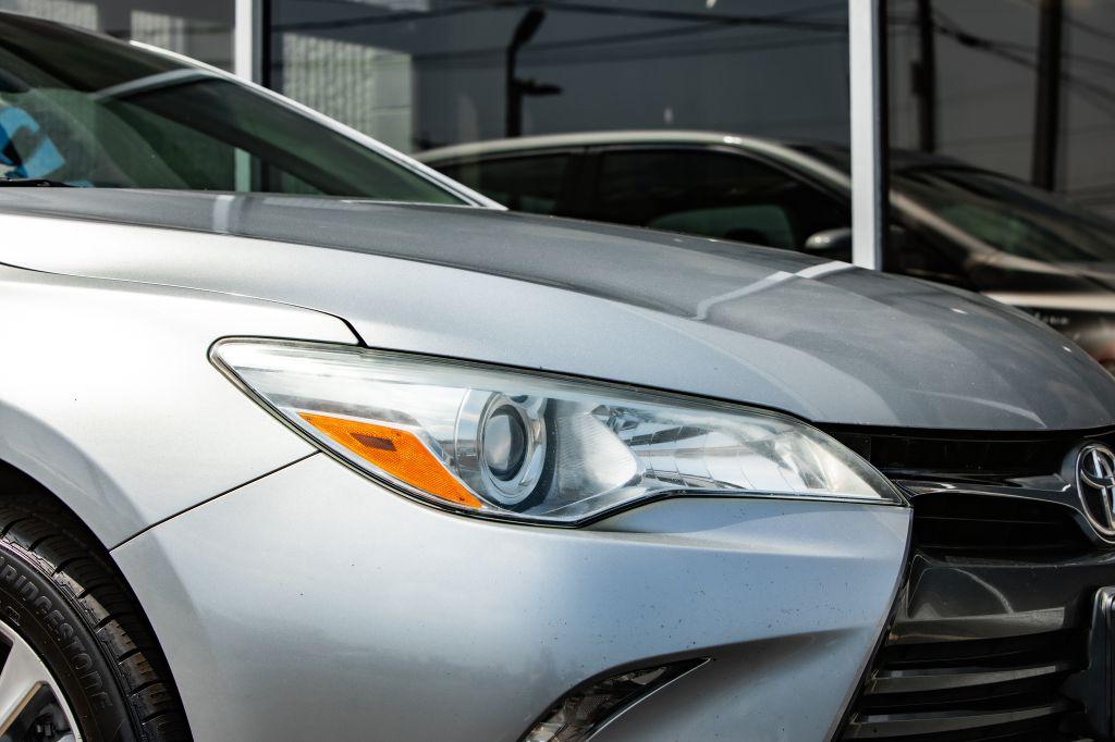 2015 Toyota CAMRY XLE