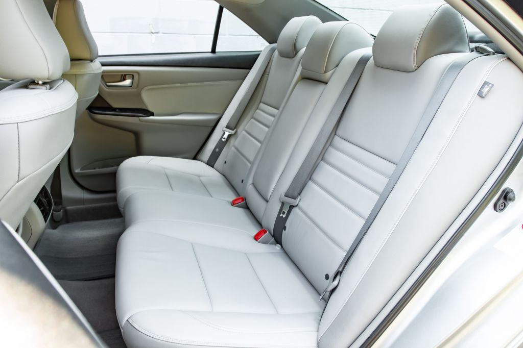 2015 Toyota CAMRY XLE