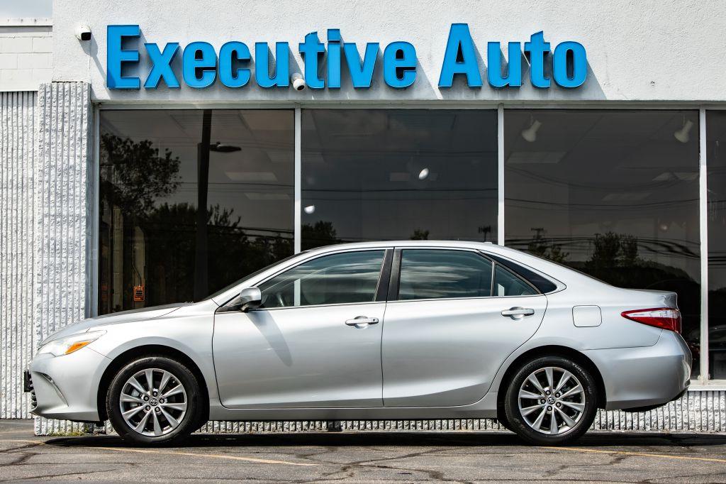 2015 Toyota CAMRY XLE