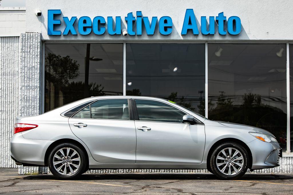 2015 Toyota CAMRY XLE