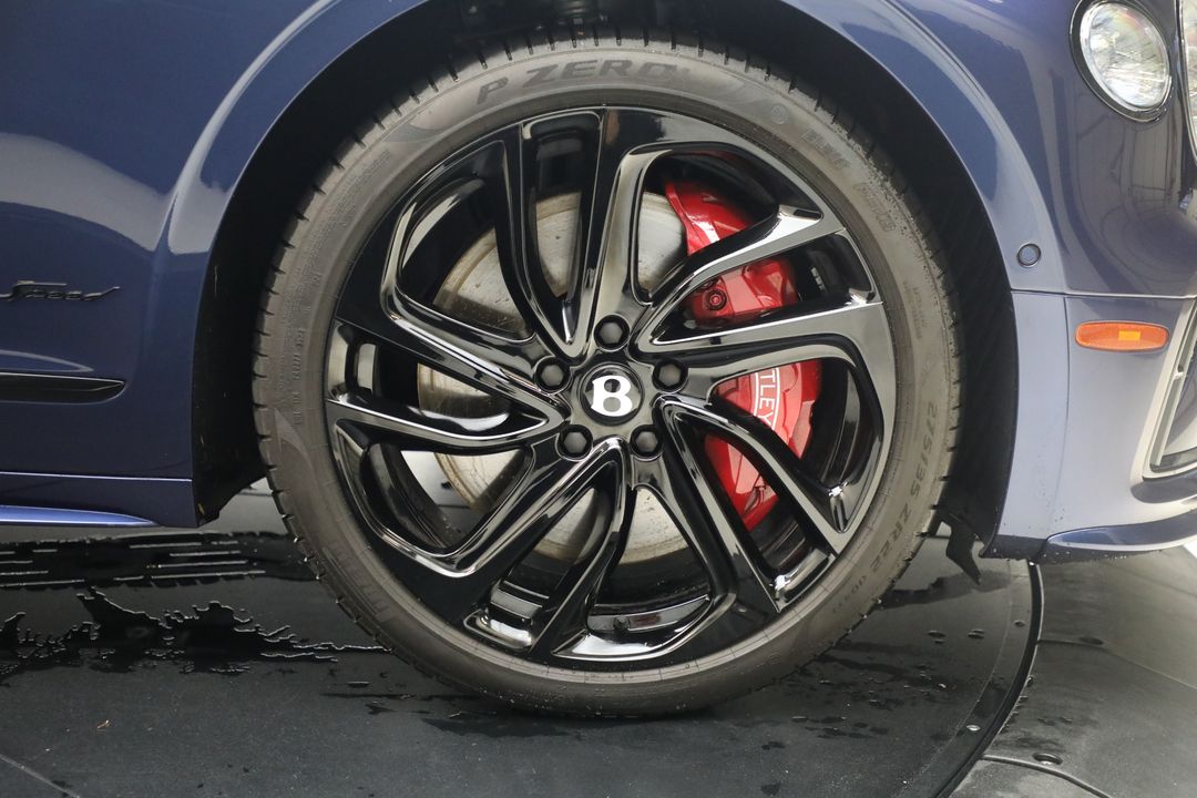 2025 Bentley Flying Spur