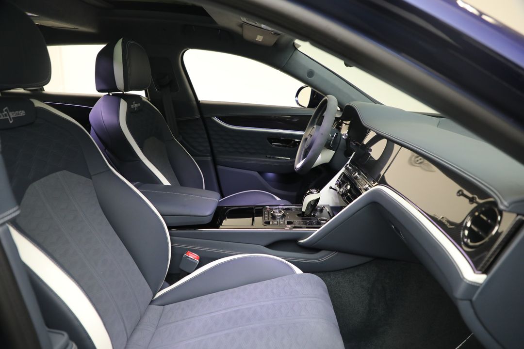 2025 Bentley Flying Spur