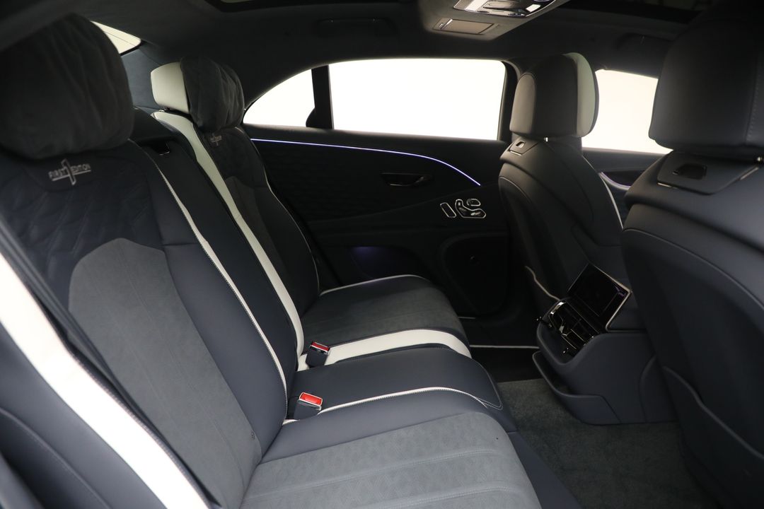 2025 Bentley Flying Spur