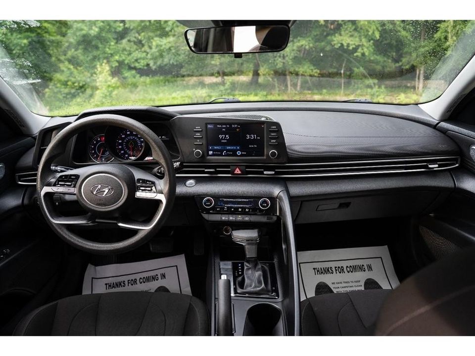 2022 Hyundai Elantra