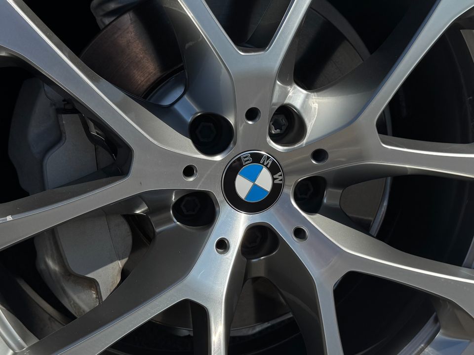 2022 BMW X5