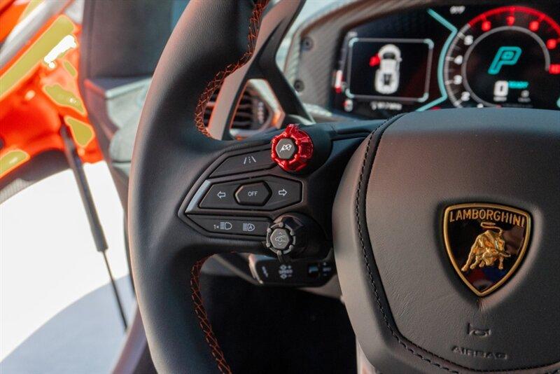 2024 Lamborghini Revuelto