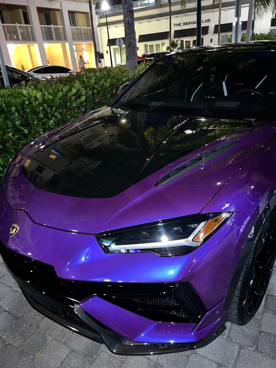 2023 Lamborghini Urus