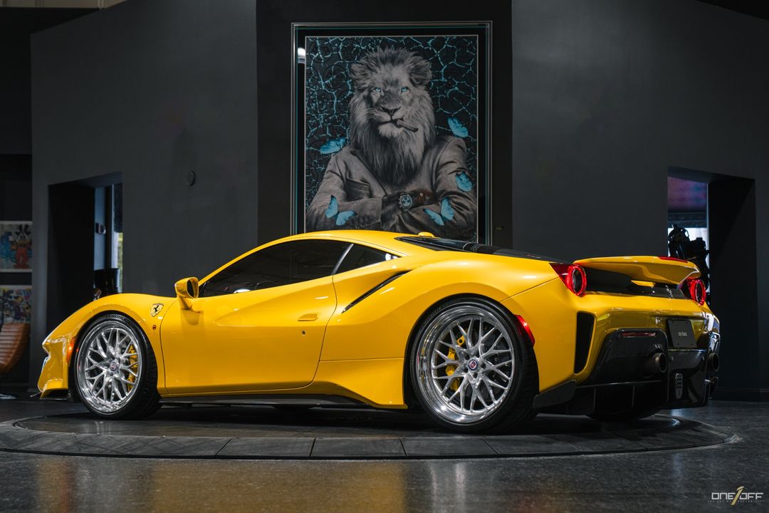 2020 Ferrari 488 Pista