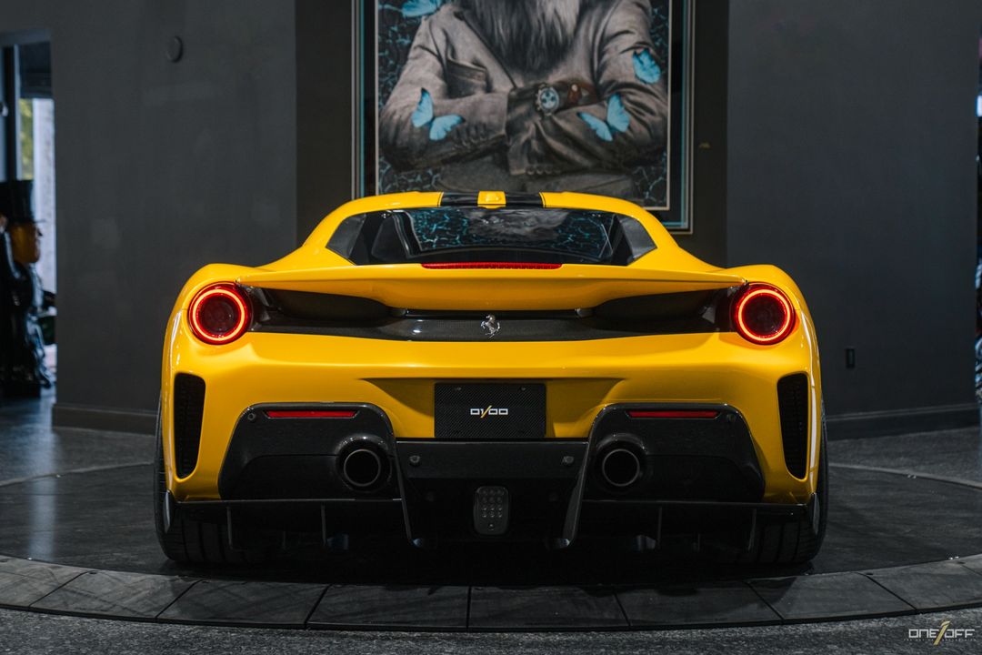 2020 Ferrari 488 Pista