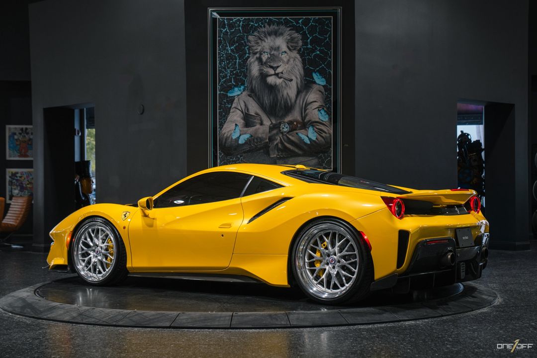 2020 Ferrari 488 Pista