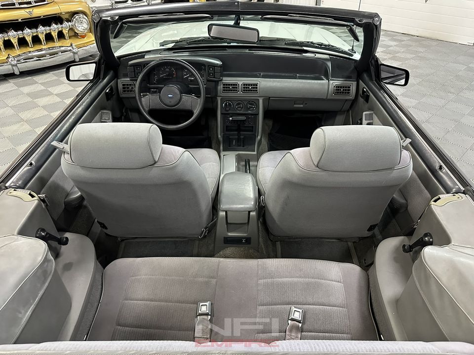 1987 Ford Mustang