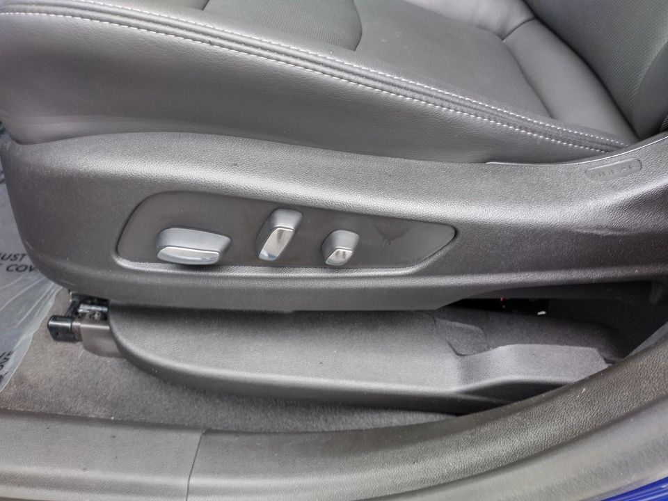 2025 Cadillac XT6