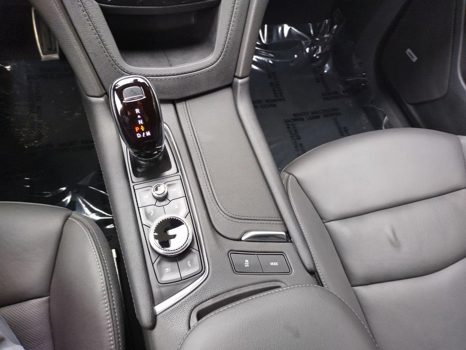 2025 Cadillac XT6