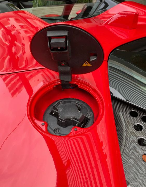 2023 Ferrari SF90 Spider (Assetto Fiorano)