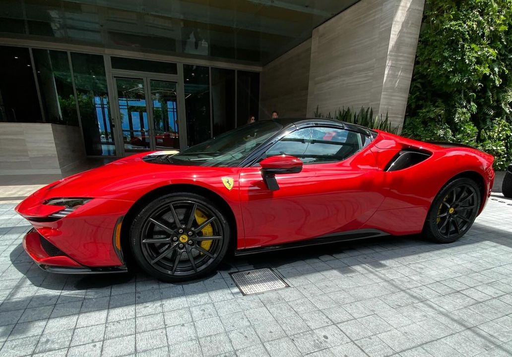 2023 Ferrari SF90 Spider (Assetto Fiorano)