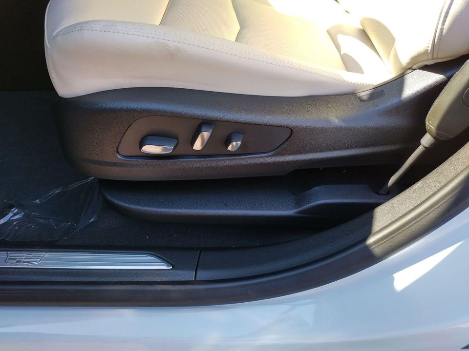 2025 Cadillac XT5