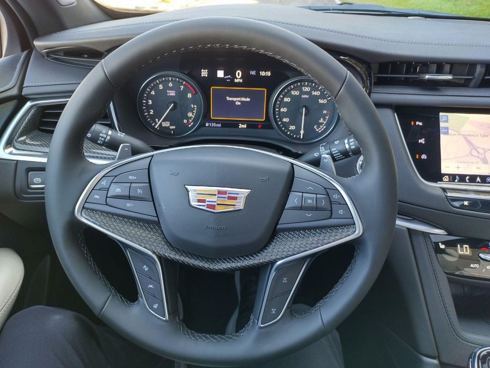 2025 Cadillac XT5