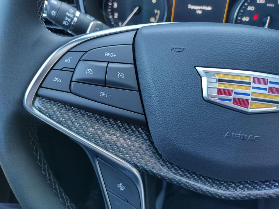 2025 Cadillac XT5