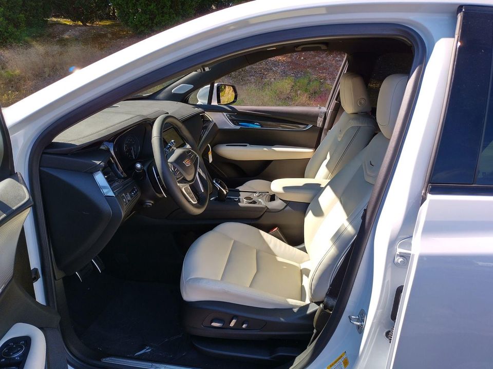 2025 Cadillac XT5
