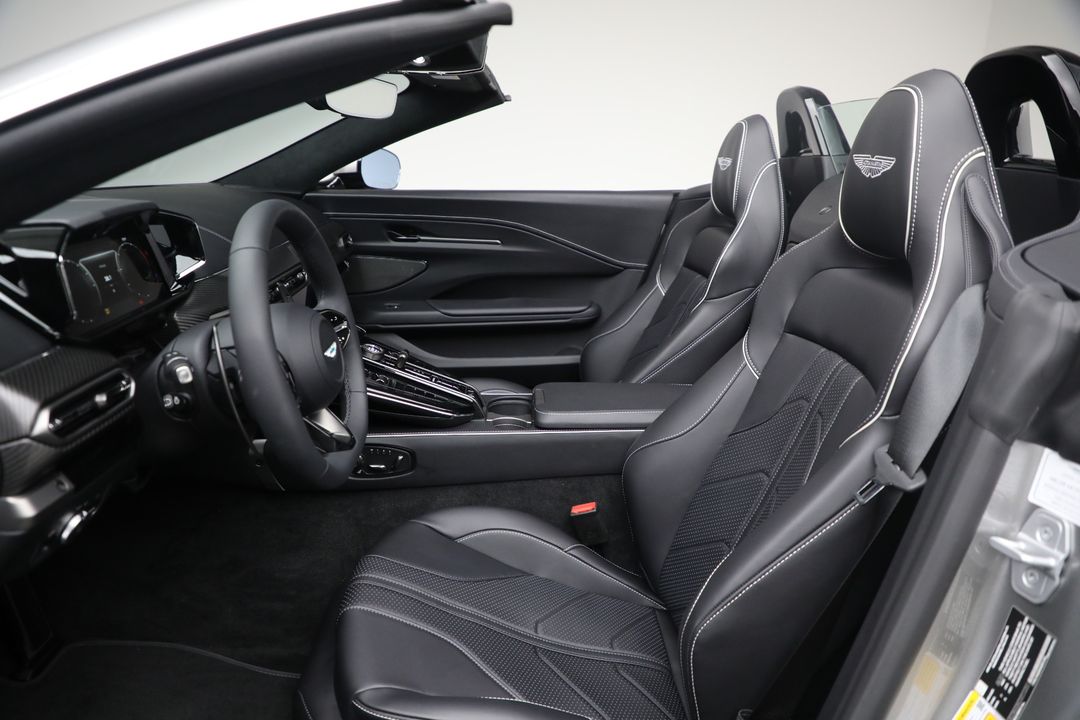 2026 Aston Martin Vantage