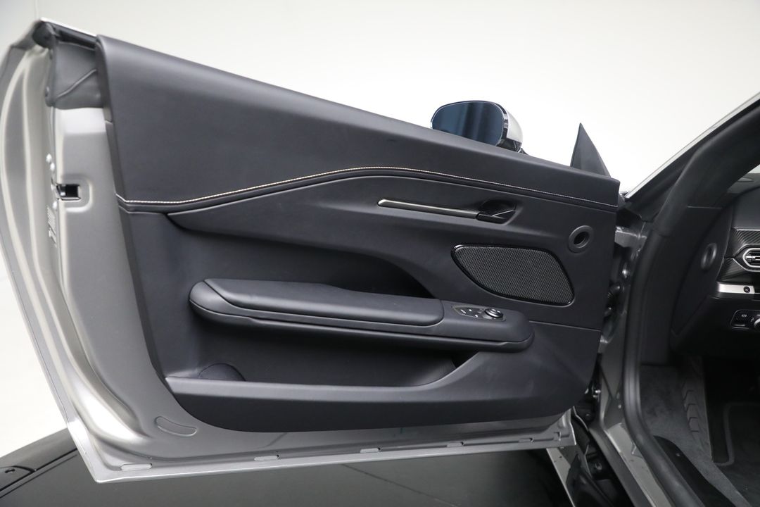 2026 Aston Martin Vantage