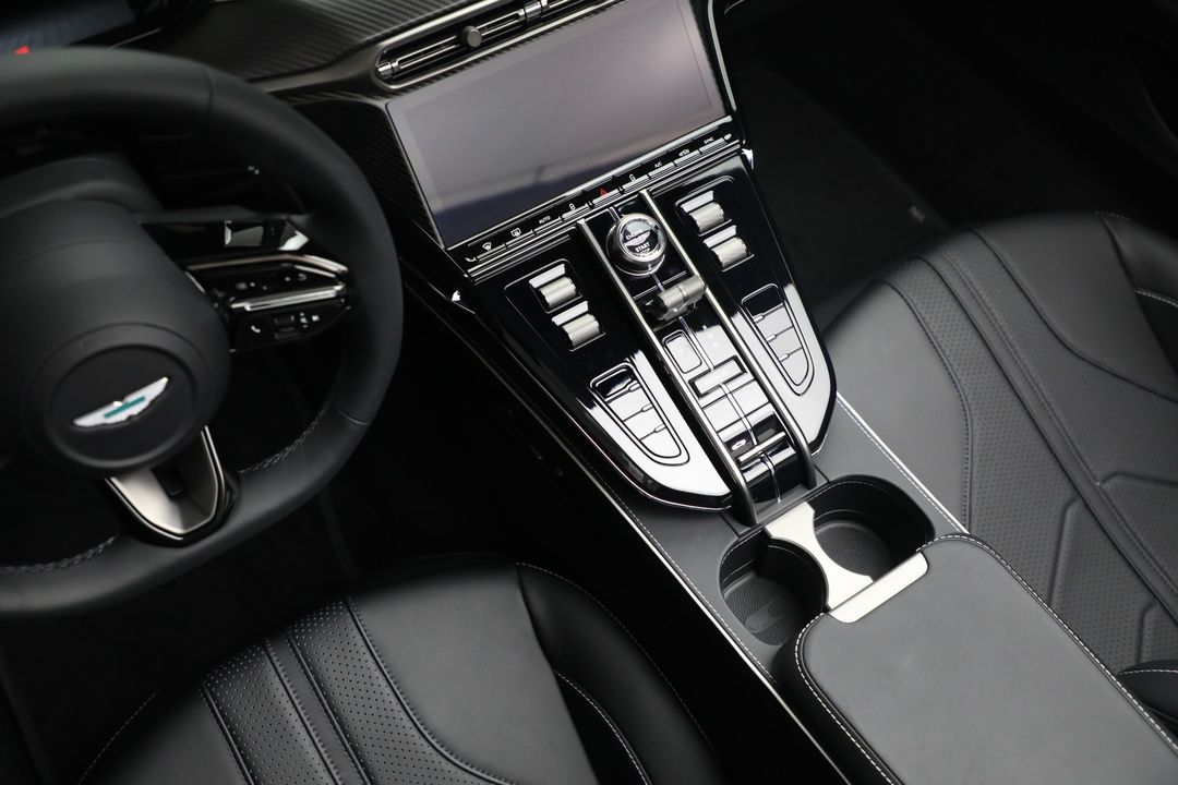 2026 Aston Martin Vantage