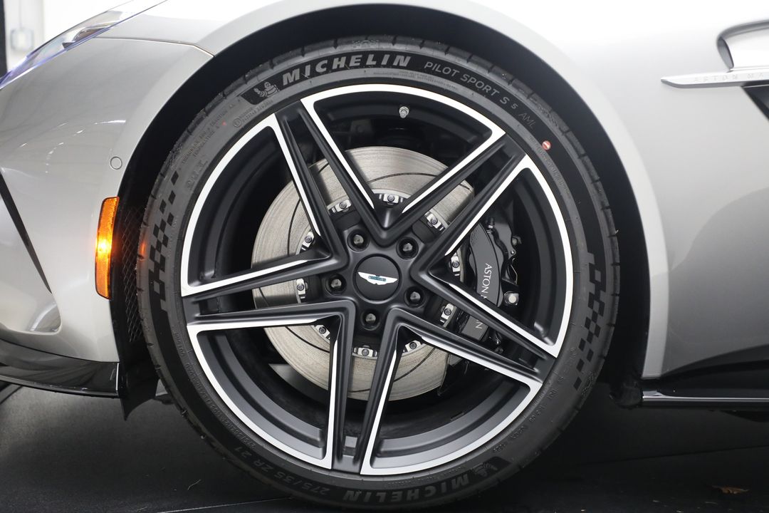 2026 Aston Martin Vantage