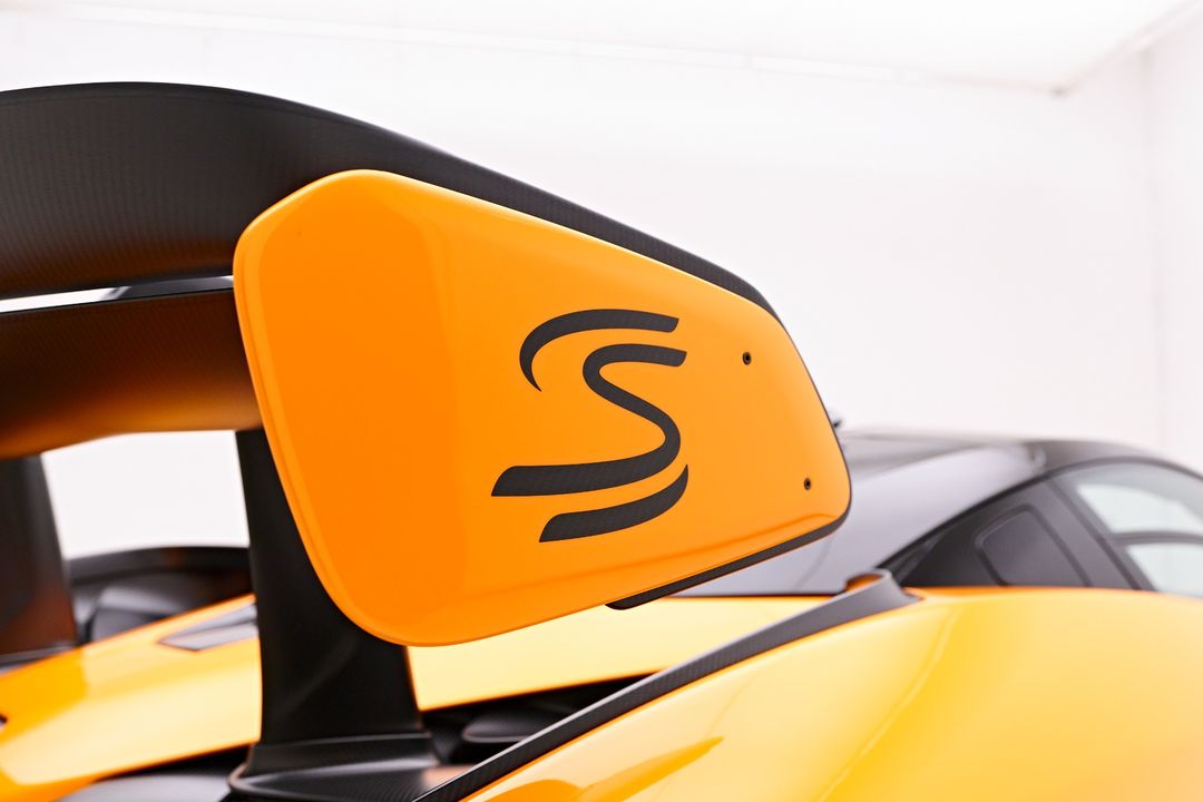 2019 McLaren Senna