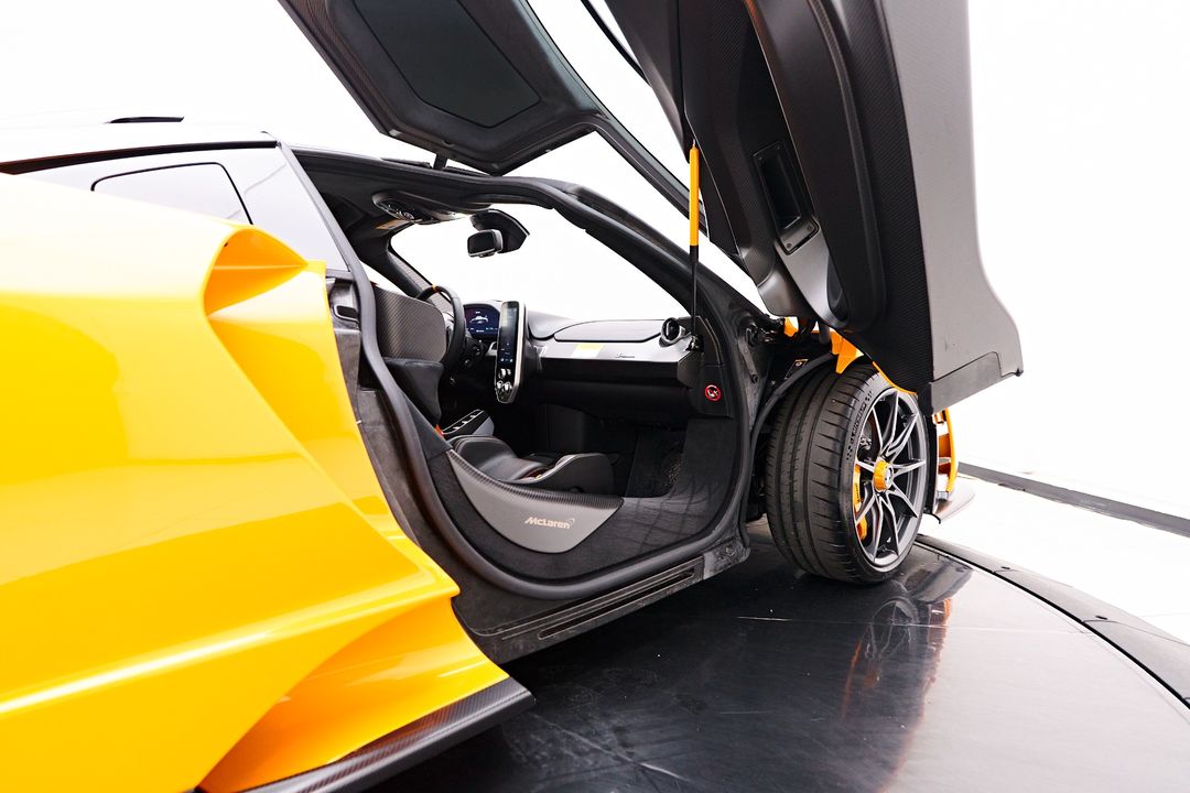 2019 McLaren Senna