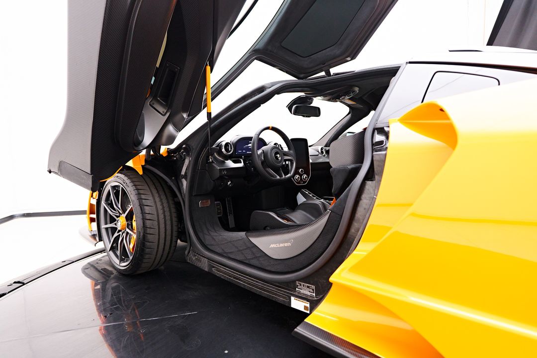 2019 McLaren Senna