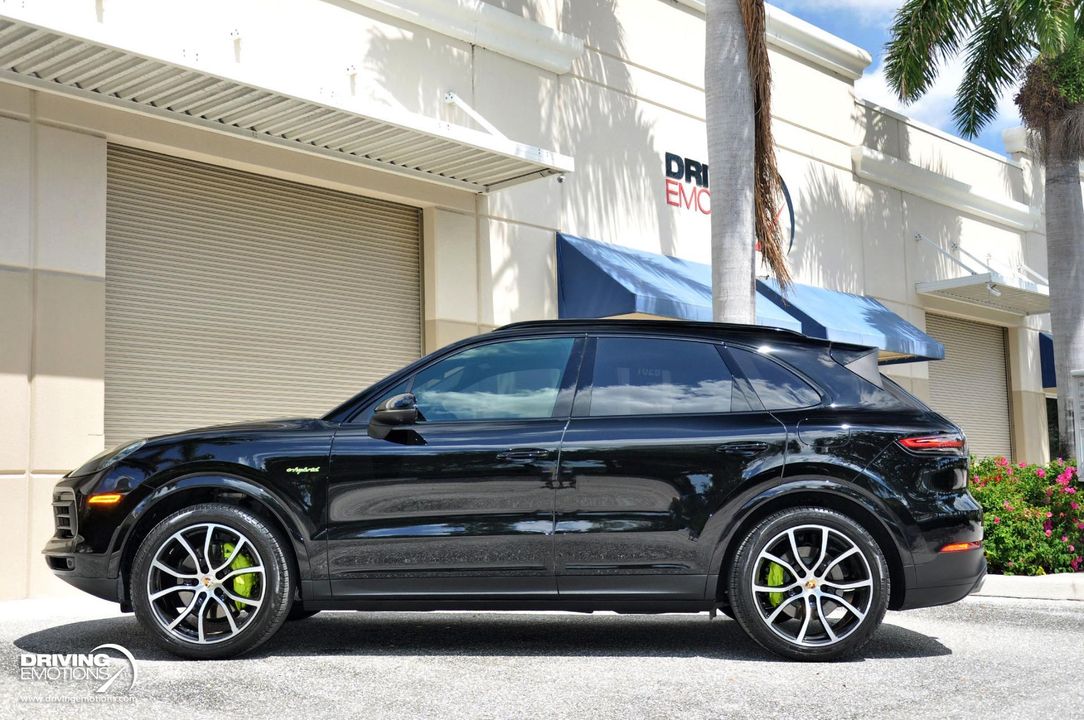 2021 Porsche Cayenne E-Hybrid