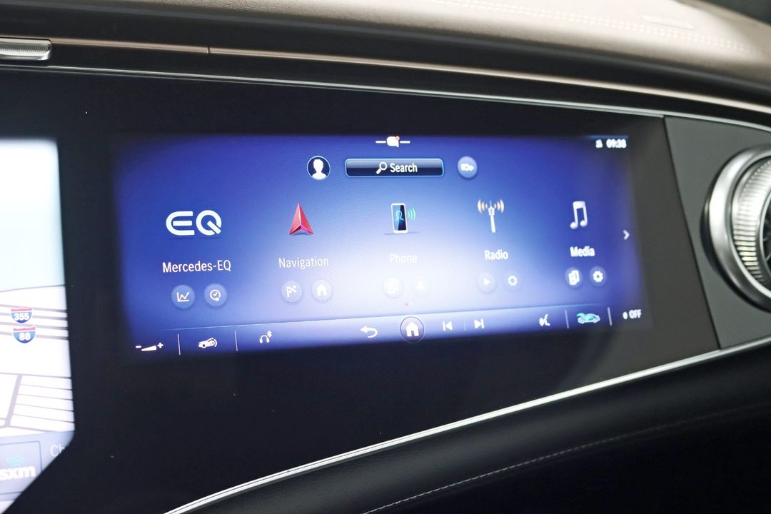 2022 Mercedes-Benz EQS